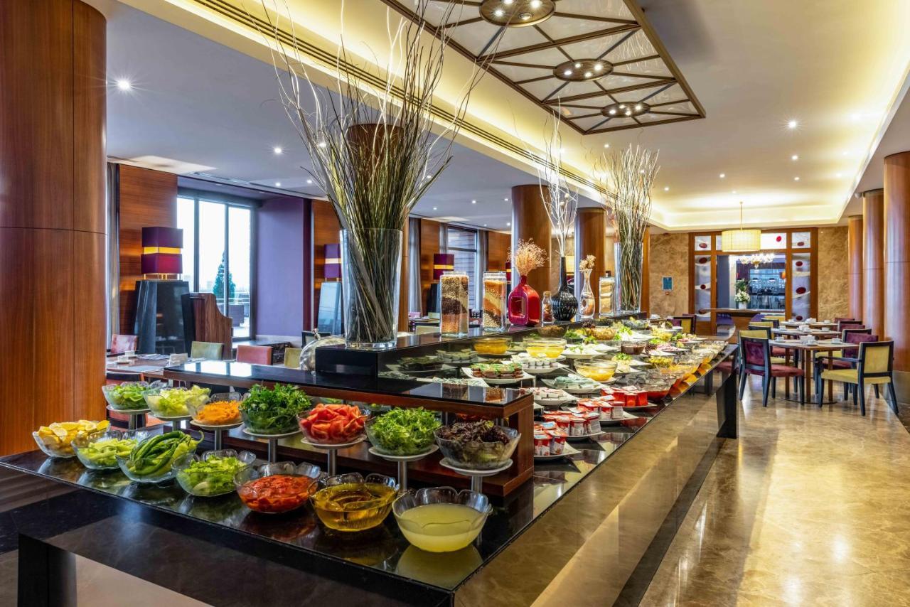 Hotel Celik Palas Convention Center & Thermal Spa Bursa Exterior foto The buffet at the hotel