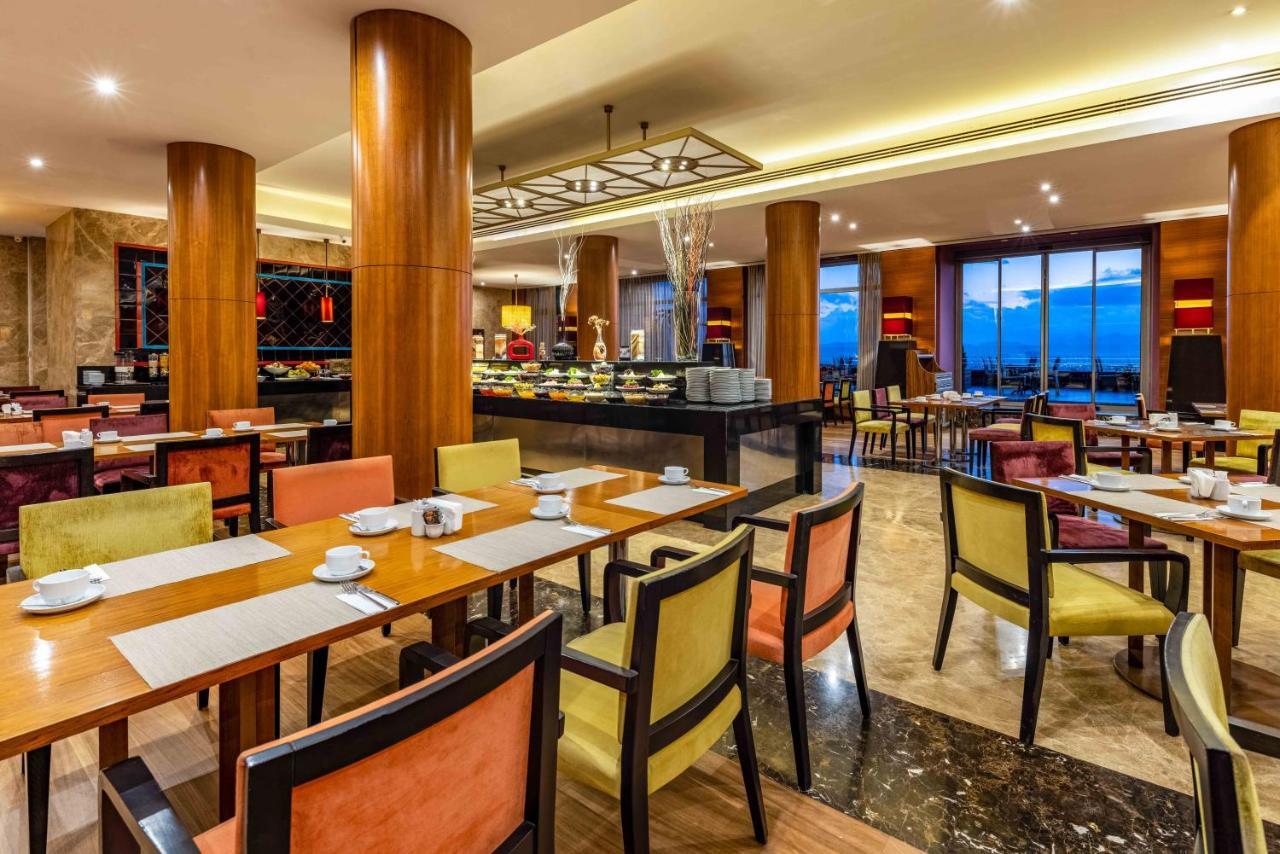 Hotel Celik Palas Convention Center & Thermal Spa Bursa Exterior foto The restaurant