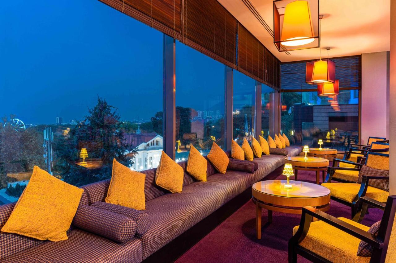 Hotel Celik Palas Convention Center & Thermal Spa Bursa Exterior foto The lounge at the hotel