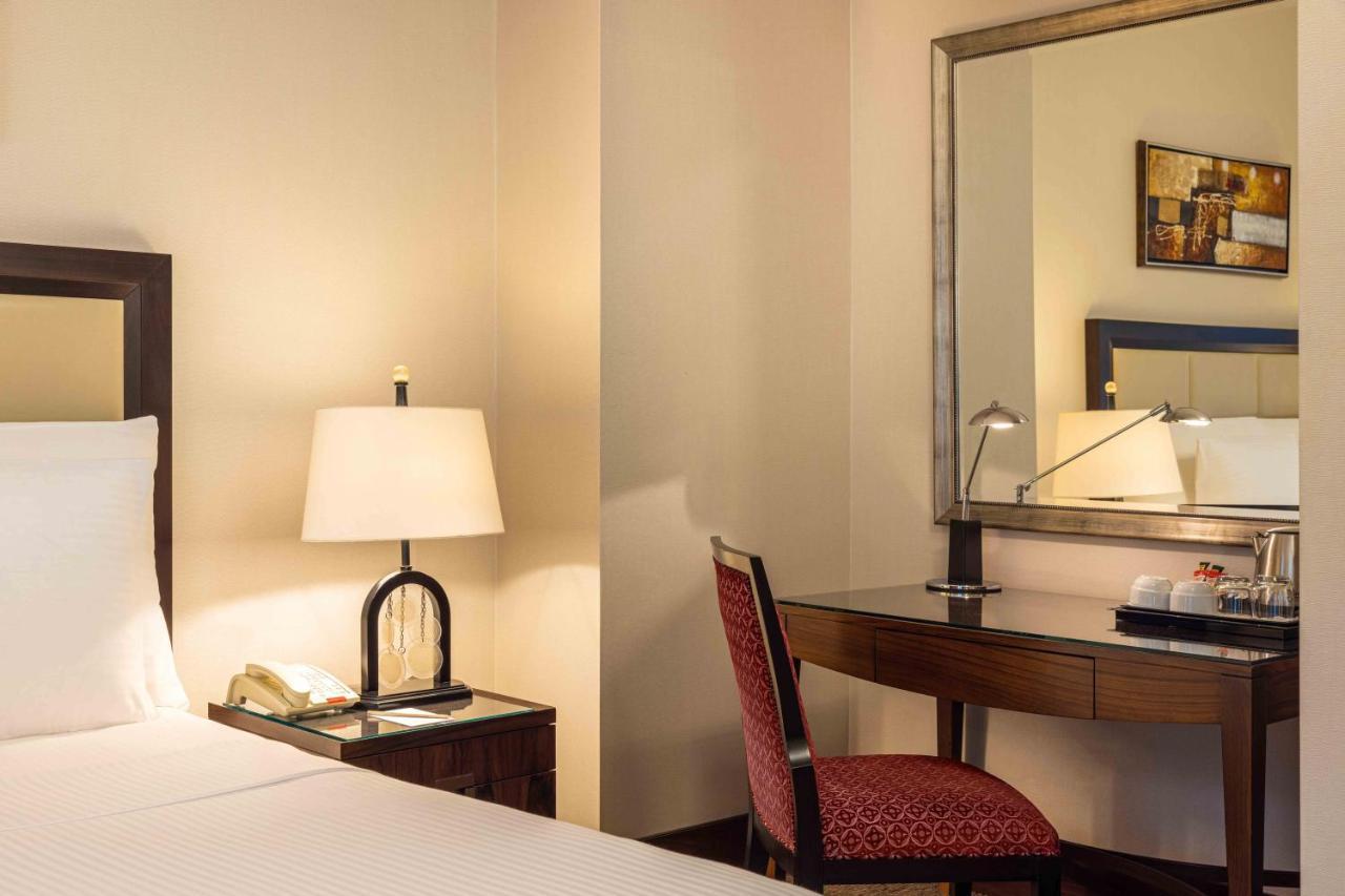 Hotel Celik Palas Convention Center & Thermal Spa Bursa Exterior foto A room at the hotel